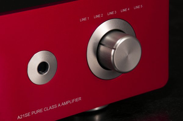 A21SE Signature Integrated Amplifier - Image 2