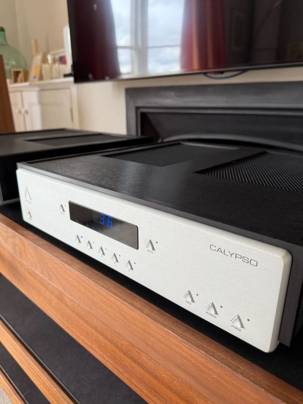 Aesthetix Calypso Signature Linestage Preamplifier – Excellent Condition - Image 2