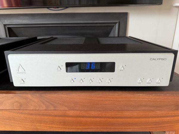 Aesthetix Calypso Signature Linestage Preamplifier – Excellent Condition - Image 5